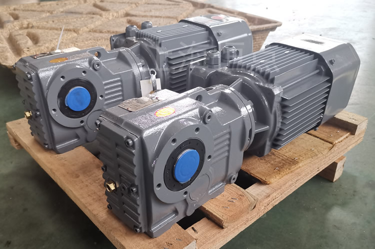 KA37系列減速機通孔輸出，配電機實物圖